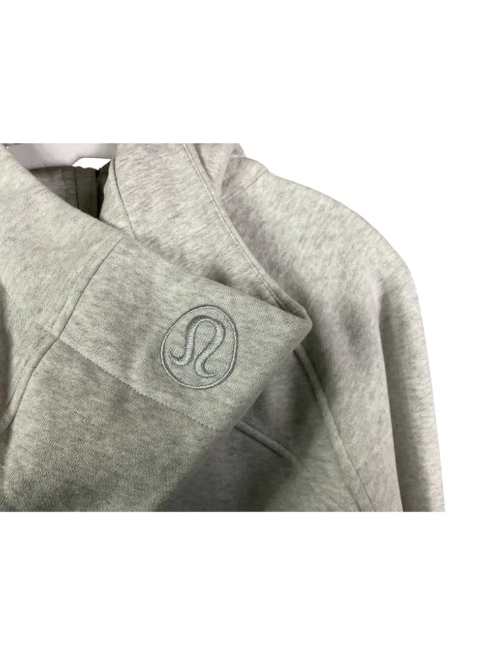 lululemon Scuba Full Zip Cropped Hoodie Heathered Core Ultra Light Grey Size 8